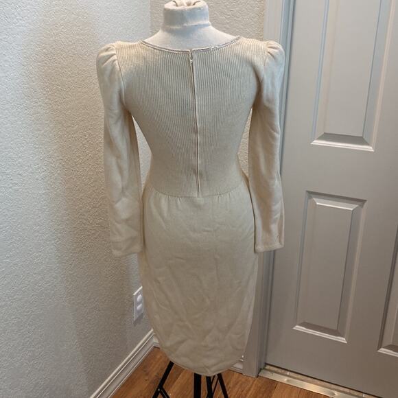 St John for Bullock’s Vintage Cream Long Sleeve Knit Midi Dress V-neck Sz 0 - Picture 2 of 11